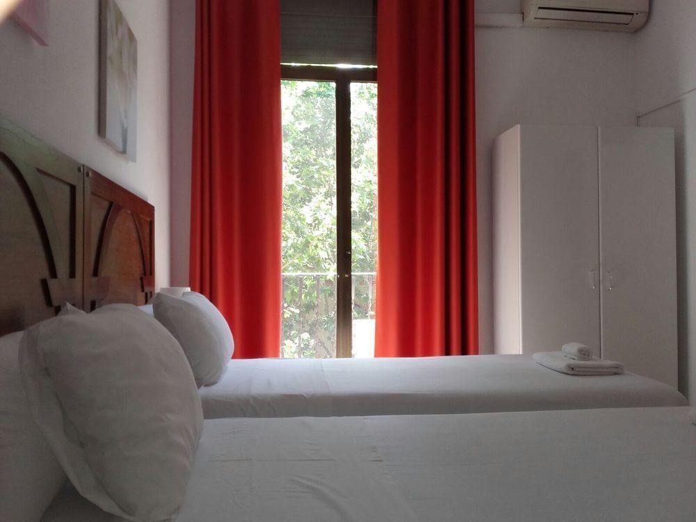 Hostal Absolut Stay (Adults Only) Barcelona Zewnętrze zdjęcie